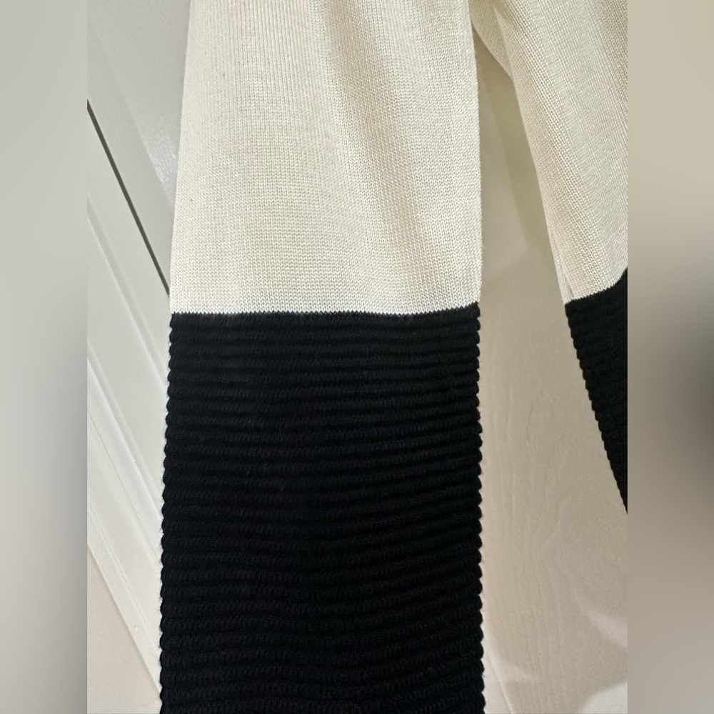 CALVIN KLEIN Knit Cowl Neck Sweater color block ribbed black white loose Sz L - Picture 4 of 4